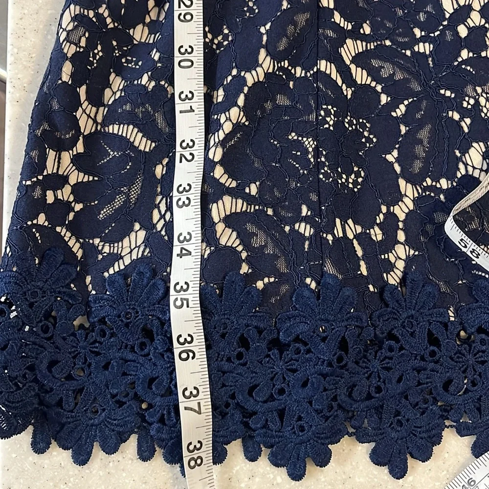 Roz & Ali Navy Blue/Cream Lace Dress ~ Size 4 - Picture 6 of 8